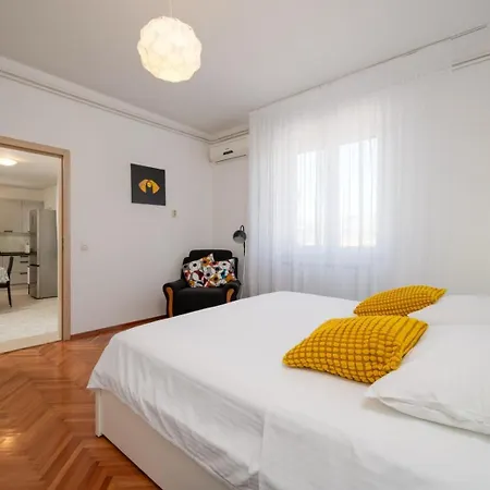 Apartment Karmen Trogir