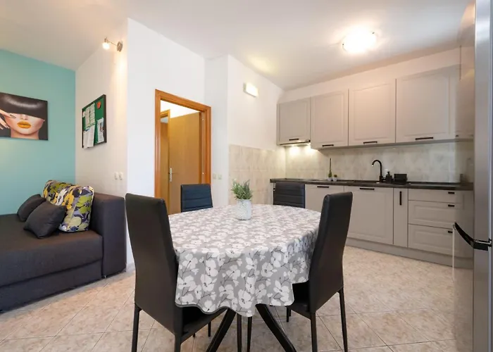Apartment Karmen